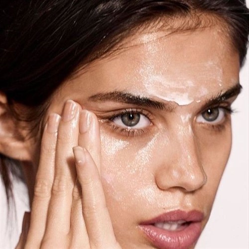 Минеральный дневной крем ADVANCED MINERAL SPF 30 — больше, чем просто защита от солнца. Минеральный дневной крем ADVANCED MINERAL SPF 30 — больше, чем просто защита от солнца.